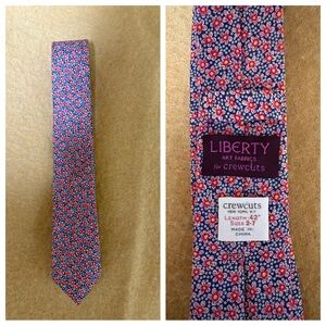 Crewcuts x Liberty Fabrics Child Neck Tie Red Blue Floral Print Skinny Cotton